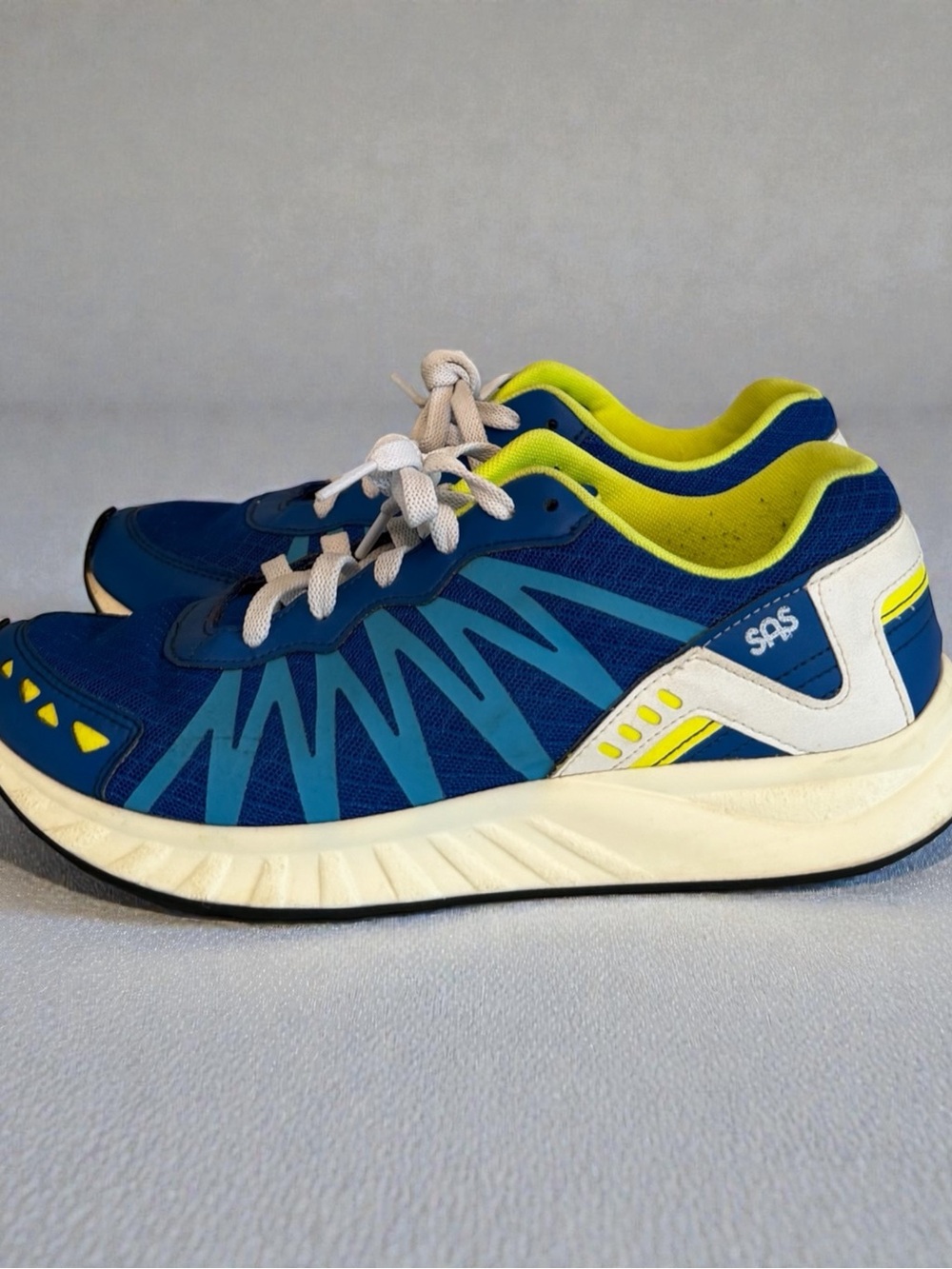 SAS Journey Mesh Walking Shoes Blue Yellow Men's Size 9 M Made in USA